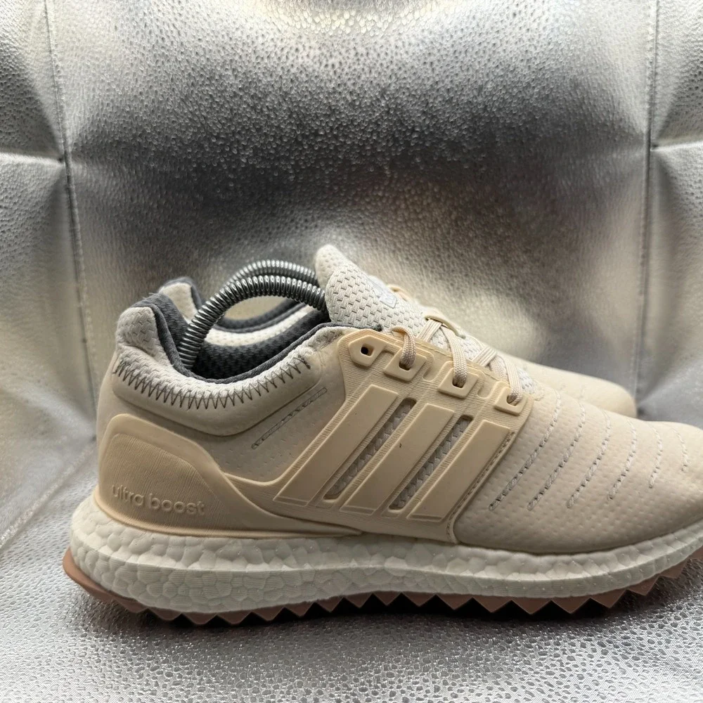 Size 8 Adidas UltraBoost DNA 22 Cloud White Lace Up Running Sneaker Shoes HP5317